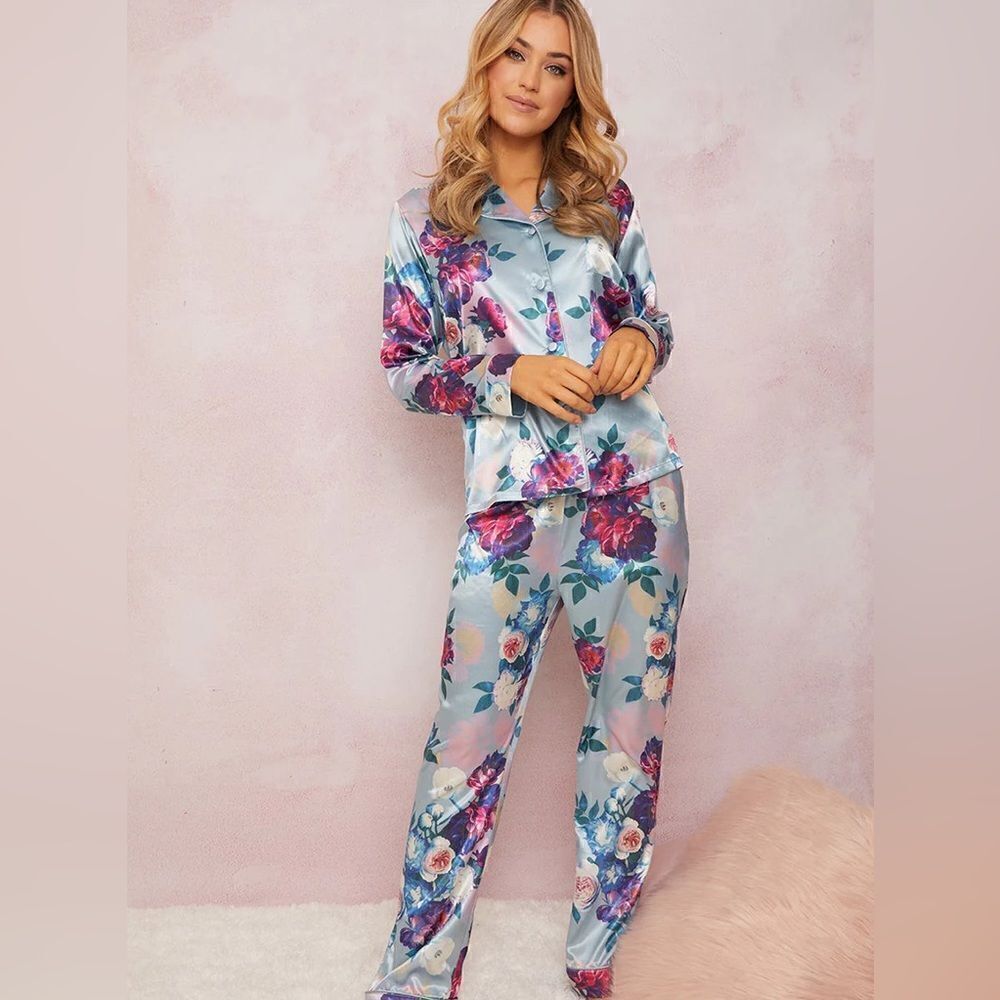 Floral Pyjama Set in Blue - Picture 2 of 4